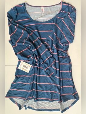 Lularoe Lynnae Tee - Size 3XL